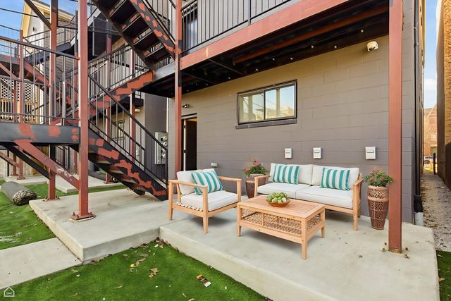 4739 S Indiana Avenue, Chicago, IL 60615