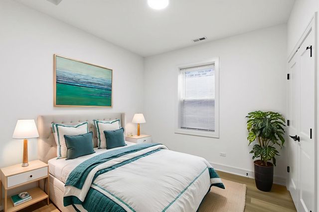 4739 S Indiana Avenue, Chicago, IL 60615