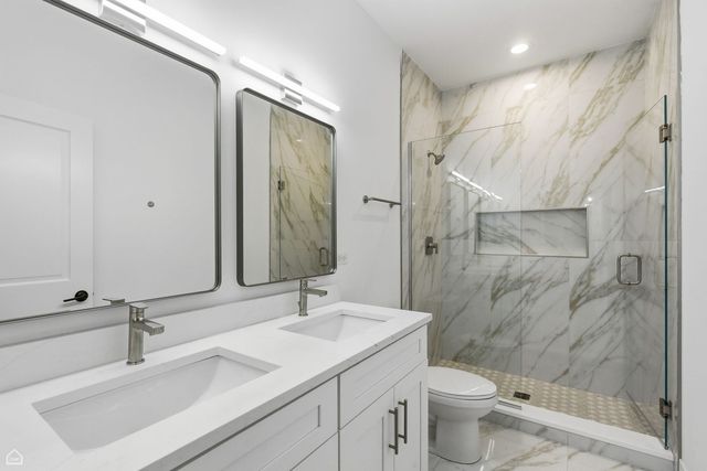 4739 S Indiana Avenue, Chicago, IL 60615