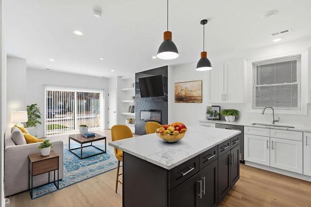 4739 S Indiana Avenue, Chicago, IL 60615