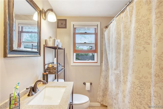 224 Paramount Parkway, Tonawanda, NY 14223