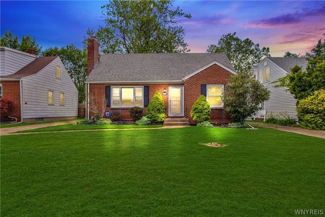224 Paramount Parkway, Tonawanda, NY 14223