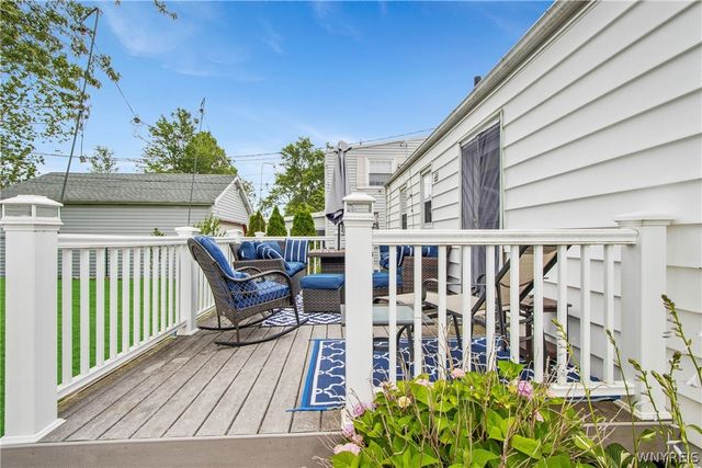 224 Paramount Parkway, Tonawanda, NY 14223