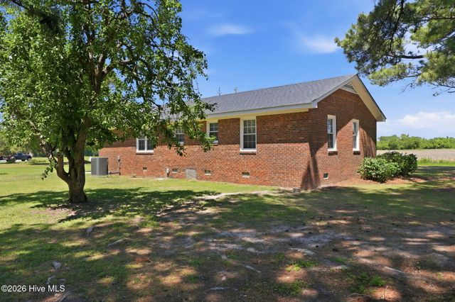 1165 Old Snow Hill Road, Grifton, NC 28530