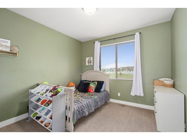 1815 Holloway Dr, Windsor, CO 80550
