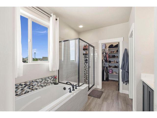 1815 Holloway Dr, Windsor, CO 80550