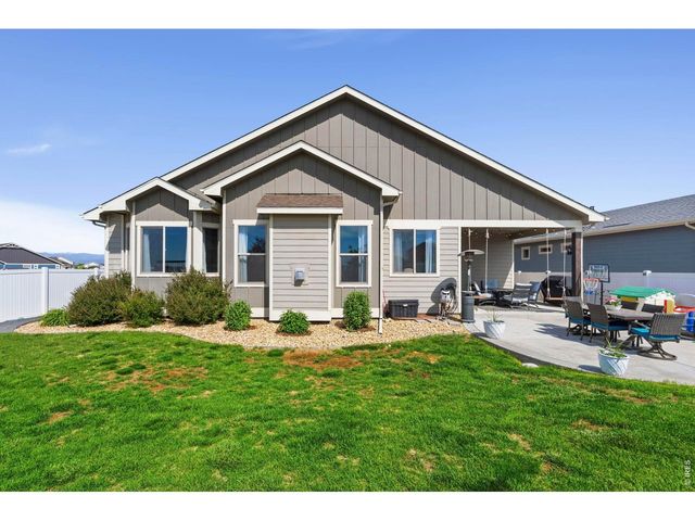 1815 Holloway Dr, Windsor, CO 80550