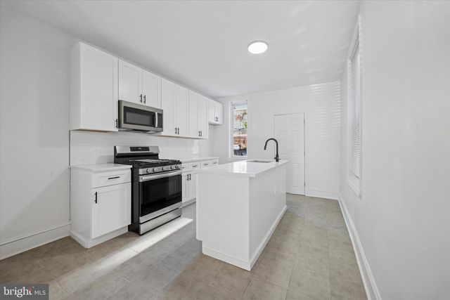 450 N SALFORD ST, Philadelphia, PA 19151