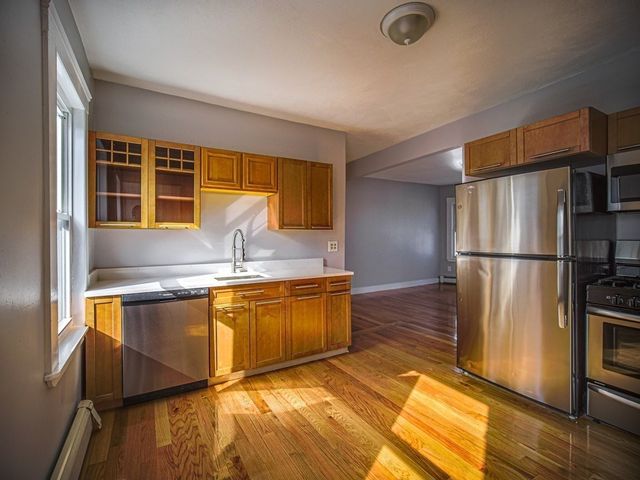 46 Glendale St. 3, Boston, MA 02125