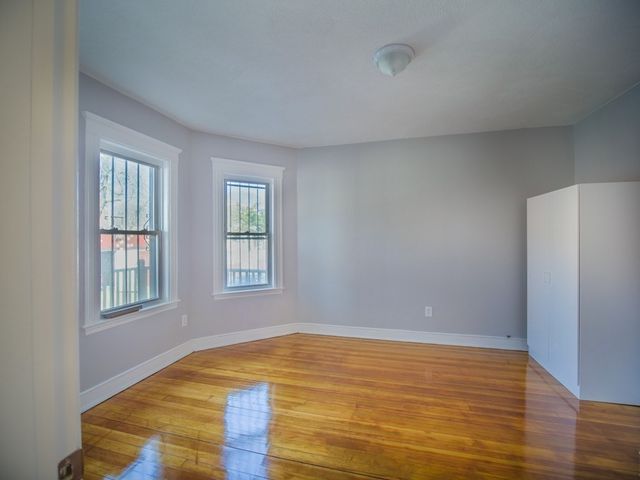 46 Glendale St. 3, Boston, MA 02125
