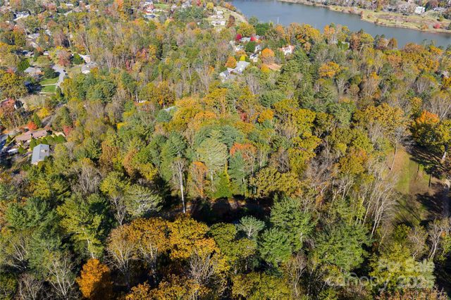 5 Horizon Hill Road, Asheville, NC 28804