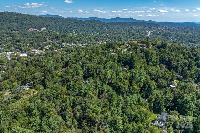 5 Horizon Hill Road, Asheville, NC 28804