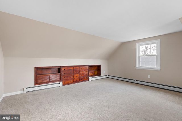 15 IRWIN AVE, New Castle, DE 19720