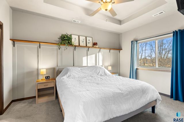 107 E Countryside Ave Avenue, Lennox, SD 57039