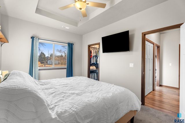 107 E Countryside Ave Avenue, Lennox, SD 57039