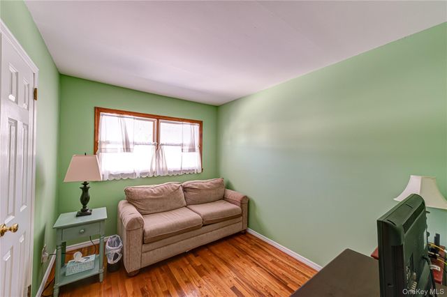 36 Sinclair Drive, Greenlawn, NY 11740