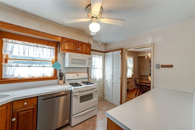 36 Sinclair Drive, Greenlawn, NY 11740