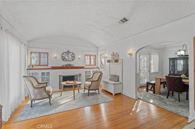 3678 Jurupa Avenue, Riverside, CA 92506