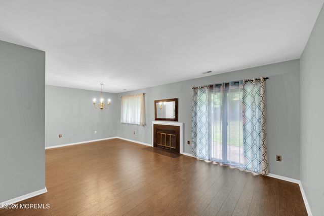81 Wigwam Lane, Tinton Falls, NJ 07724