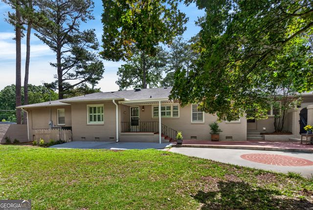421 Ridgecrest Road, Lagrange, GA 30240