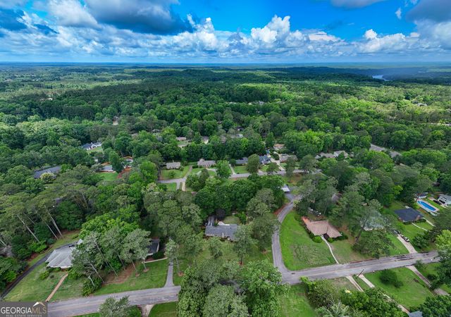 421 Ridgecrest Road, Lagrange, GA 30240