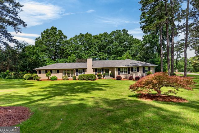 421 Ridgecrest Road, Lagrange, GA 30240