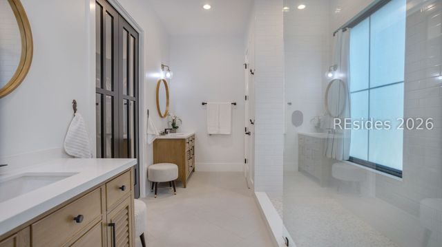 9 Barrier Beach Cv, Hilton Head Island, SC 29928