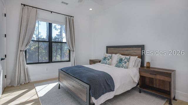 9 Barrier Beach Cv, Hilton Head Island, SC 29928