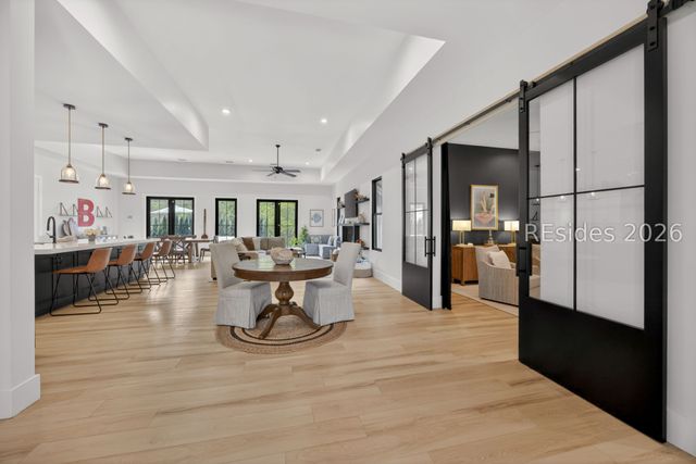 9 Barrier Beach Cv, Hilton Head Island, SC 29928