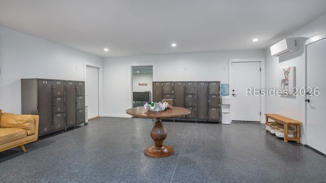 9 Barrier Beach Cv, Hilton Head Island, SC 29928