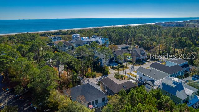 9 Barrier Beach Cv, Hilton Head Island, SC 29928