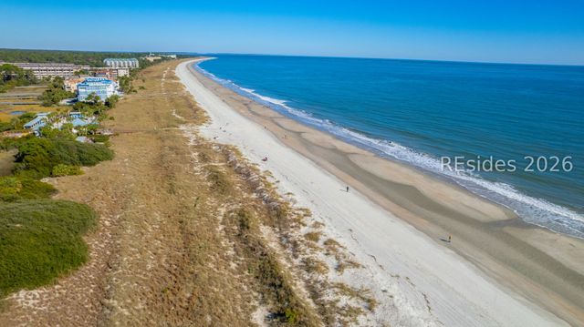 9 Barrier Beach Cv, Hilton Head Island, SC 29928