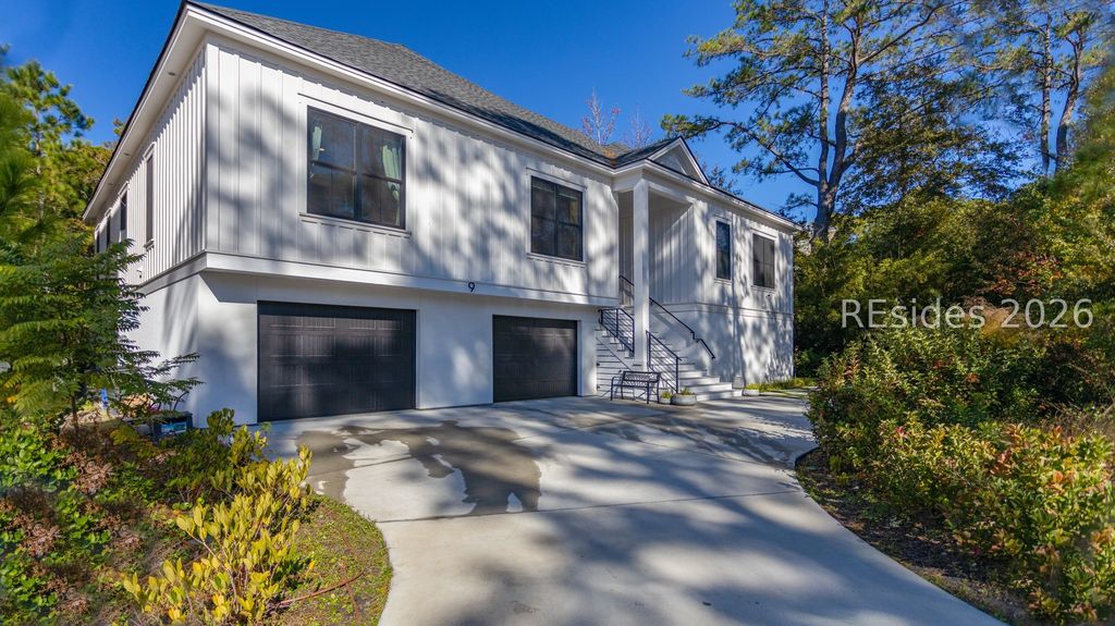 9 Barrier Beach Cv, Hilton Head Island, SC 29928
