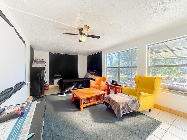 114 PARK AVENUE, Fruitland Park, FL 34731