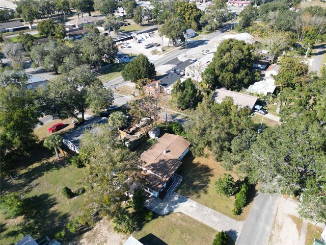 114 PARK AVENUE, Fruitland Park, FL 34731