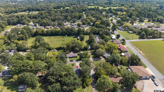 2206 Robbins Cir, Jacksonville, TX 75766