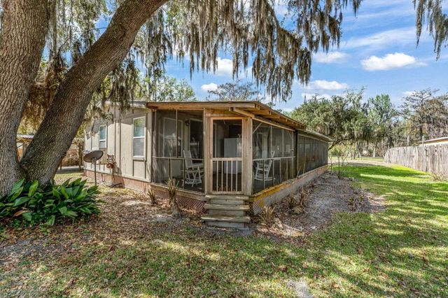 104 Creek Lane, Palatka, FL 32177