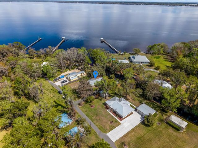 104 Creek Lane, Palatka, FL 32177