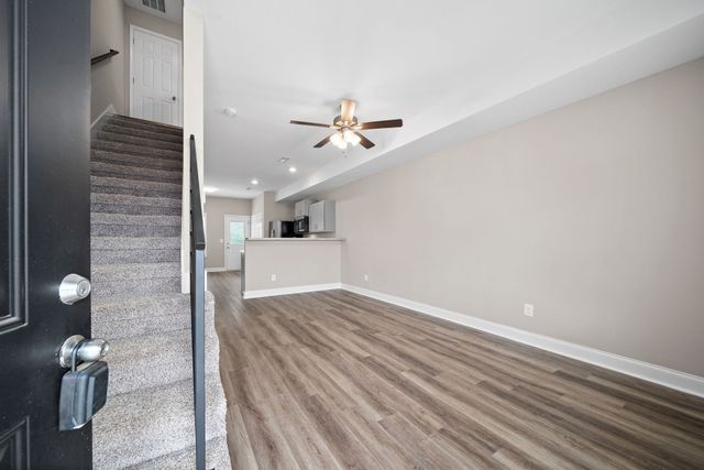 1165 Meadowhill Ln Unit F, Clarksville, TN 37043