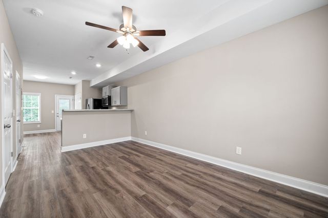 1165 Meadowhill Ln Unit F, Clarksville, TN 37043