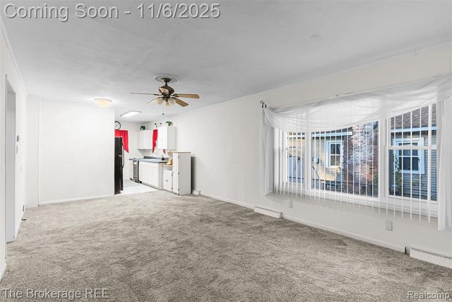 1140 Round Lake Road, White Lake, MI 48386