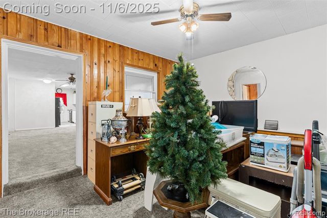 1140 Round Lake Road, White Lake, MI 48386