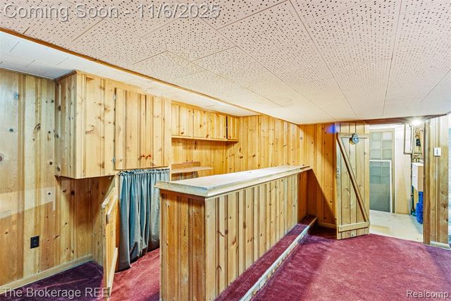 1140 Round Lake Road, White Lake, MI 48386