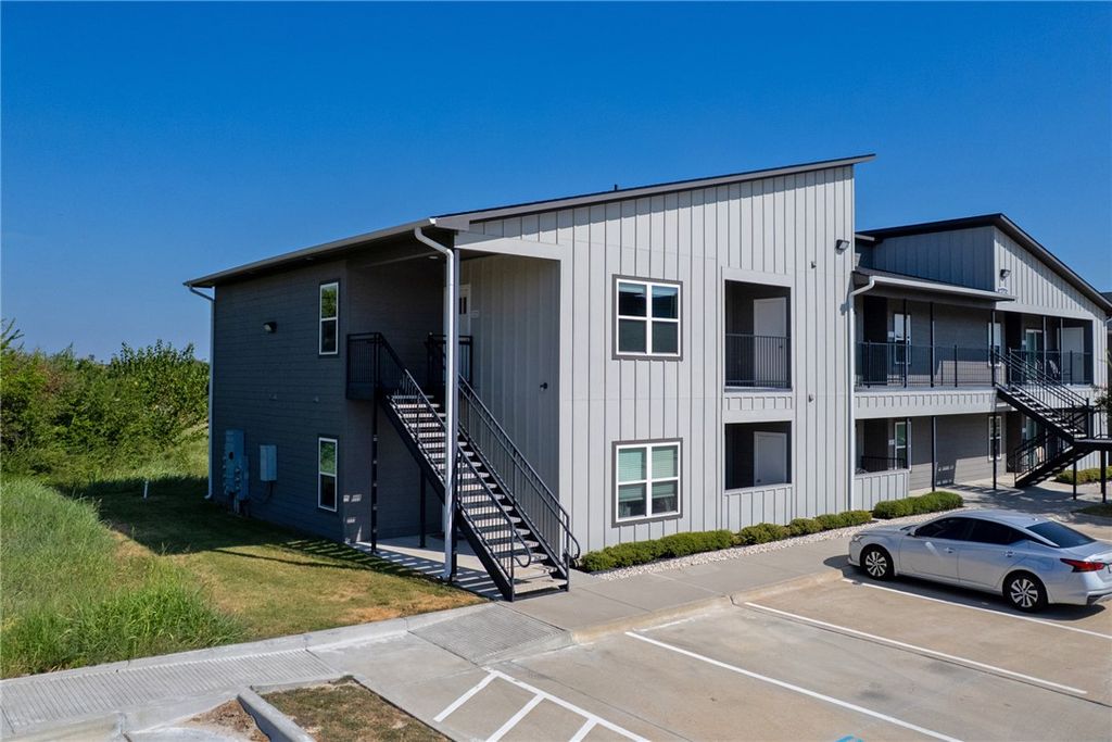1326 Prairie Drive 223, Bryan, TX 77803 — photo 3