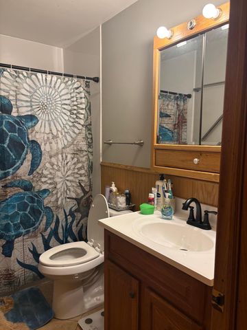 2093 Fremont Avenue E, Saint Paul, MN 55119