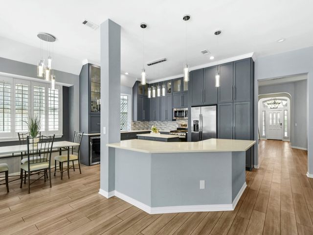 4025 Azure Lane, Addison, TX 75001