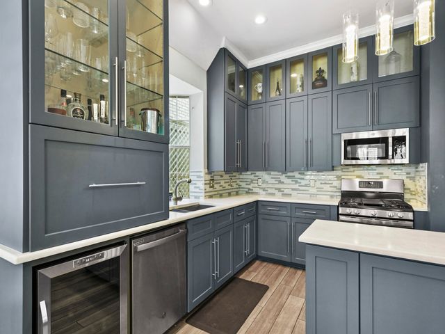 4025 Azure Lane, Addison, TX 75001