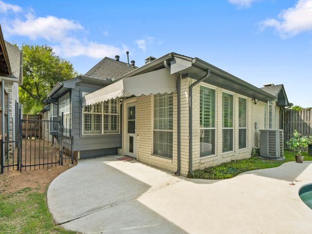 4025 Azure Lane, Addison, TX 75001