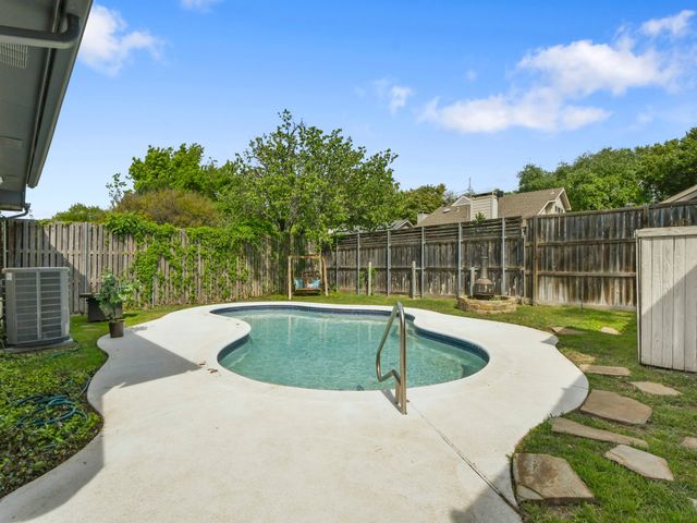 4025 Azure Lane, Addison, TX 75001