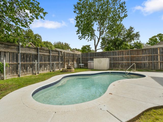 4025 Azure Lane, Addison, TX 75001